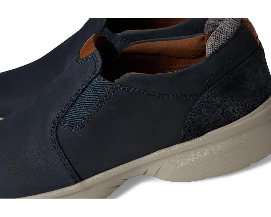 Мокасины Clarks Bradley Ease из нубука с эластичной вставкой