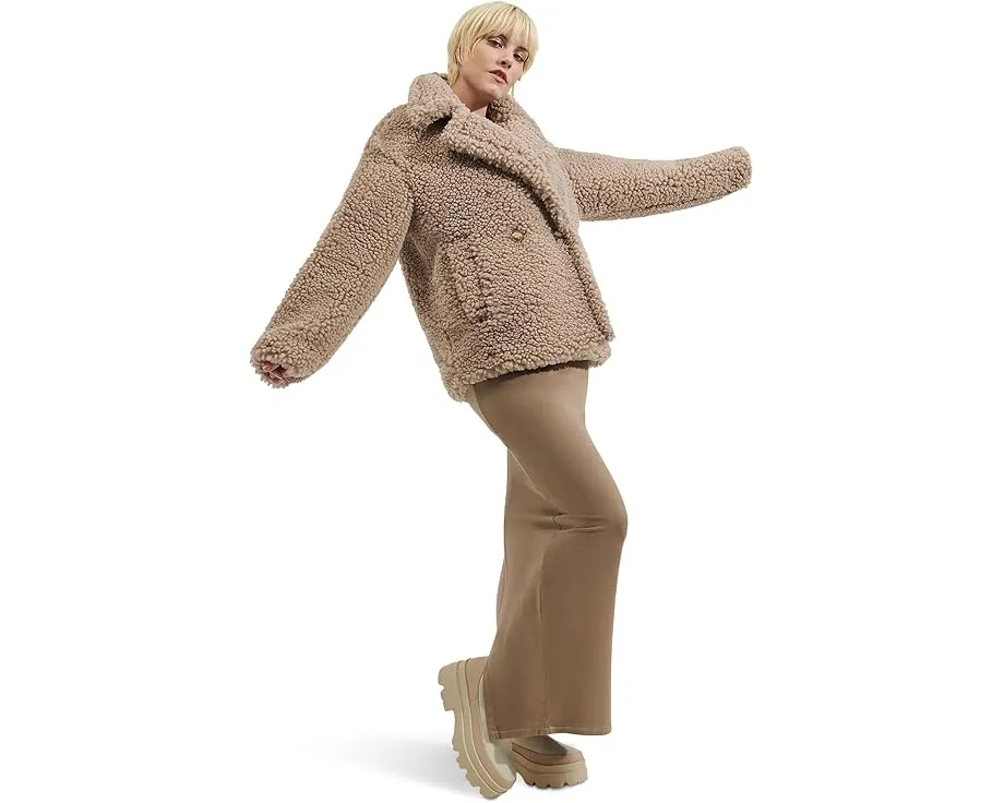 UGG Gertrude короткое пальто из плюша с воротником лацканы и утепленными карманами