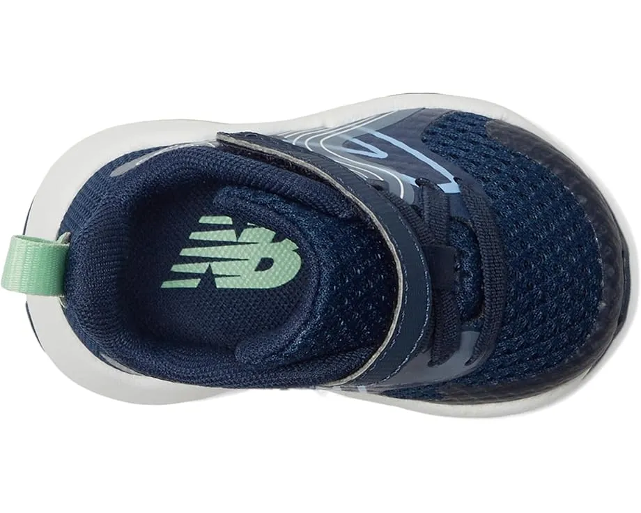 Детские кроссовки New Balance Rave Run v2 с эластичными шнурками и верхней липучкой для малышей