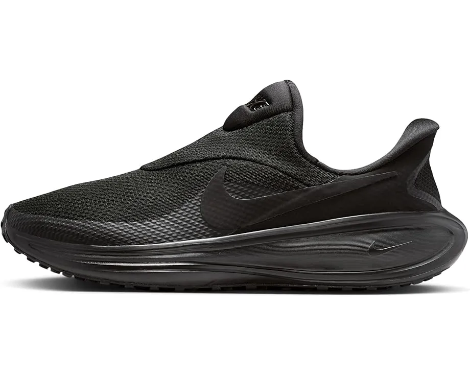 Кроссовки Revolution 8 EasyOn от Nike с пеноматериалом и дышащим верхом