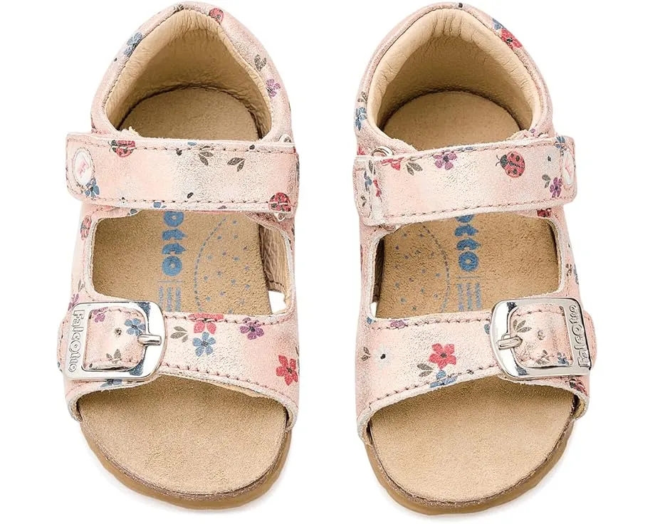 Детские сандалии Naturino Falcotto Bea с кожаным верхом и дизайном в виде сердечек