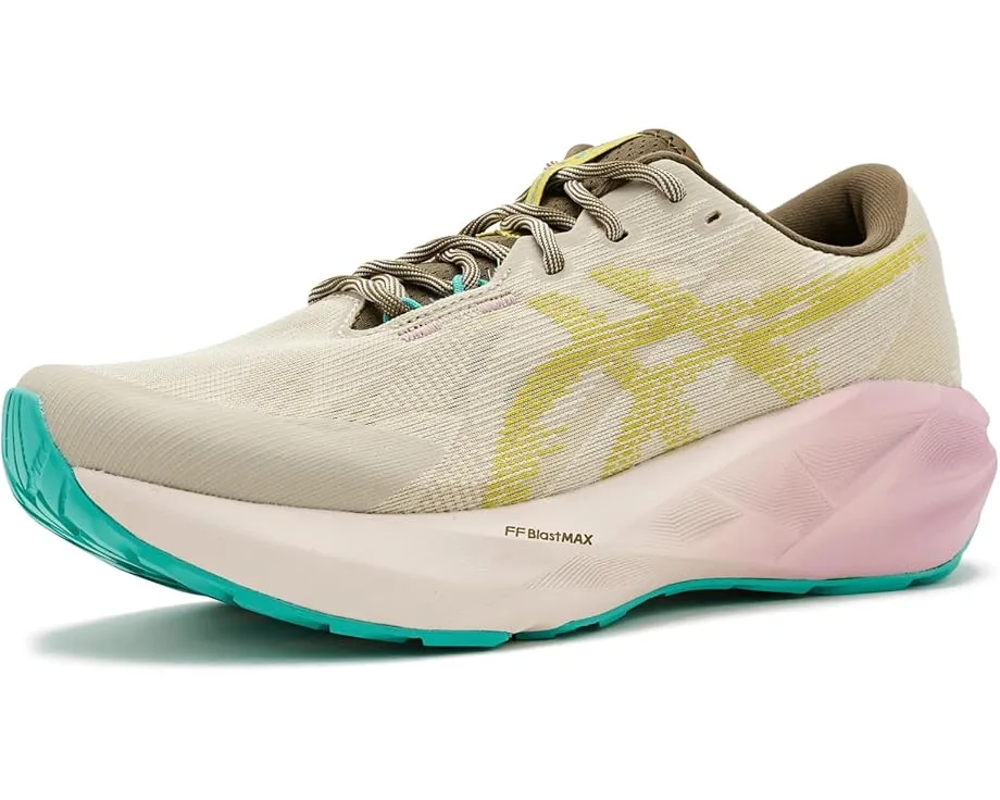 Трейловые кроссовки ASICS Novablast 5 TR