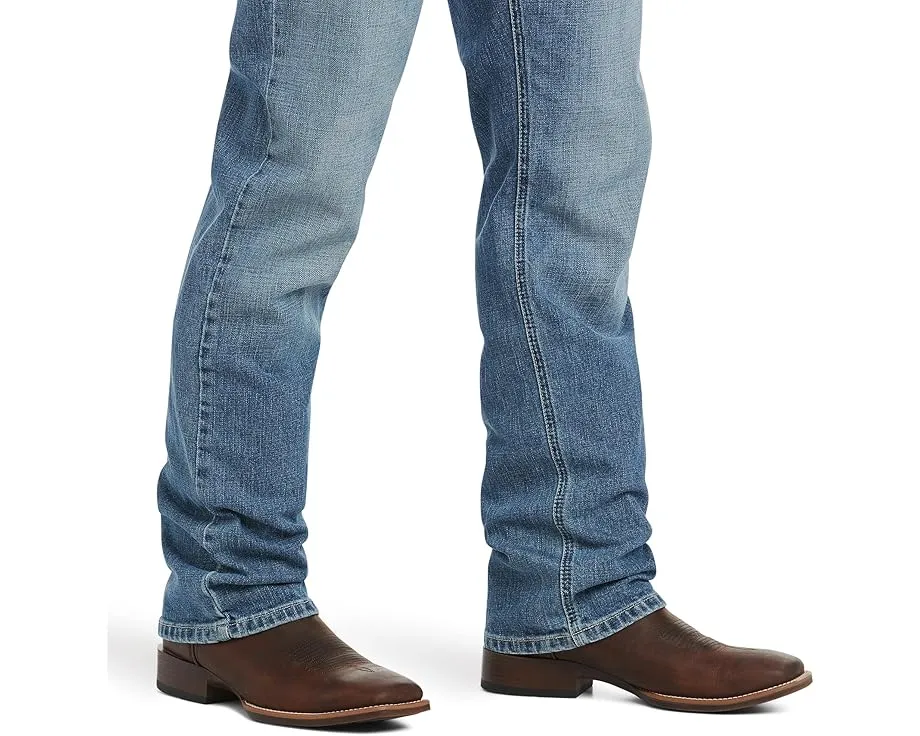 Джинсы Ariat M4 Low Rise Stackable Straight Leg в цвете Sawyer с эффектом потертостей