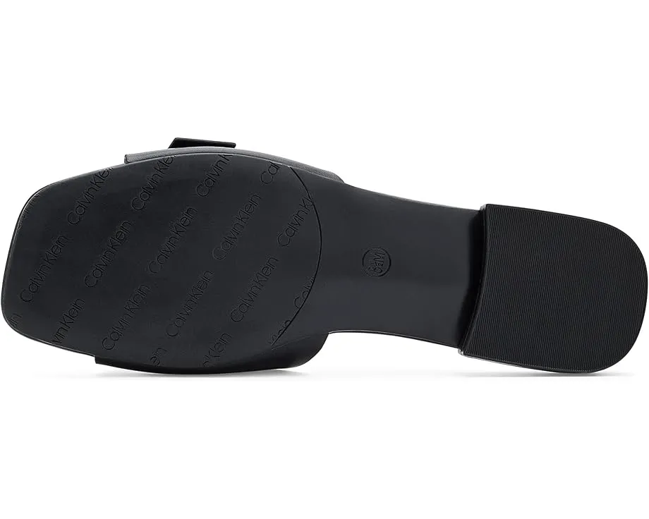 Сандалии Calvin Klein Taurie с квадратным носком и низким квадратным каблуком