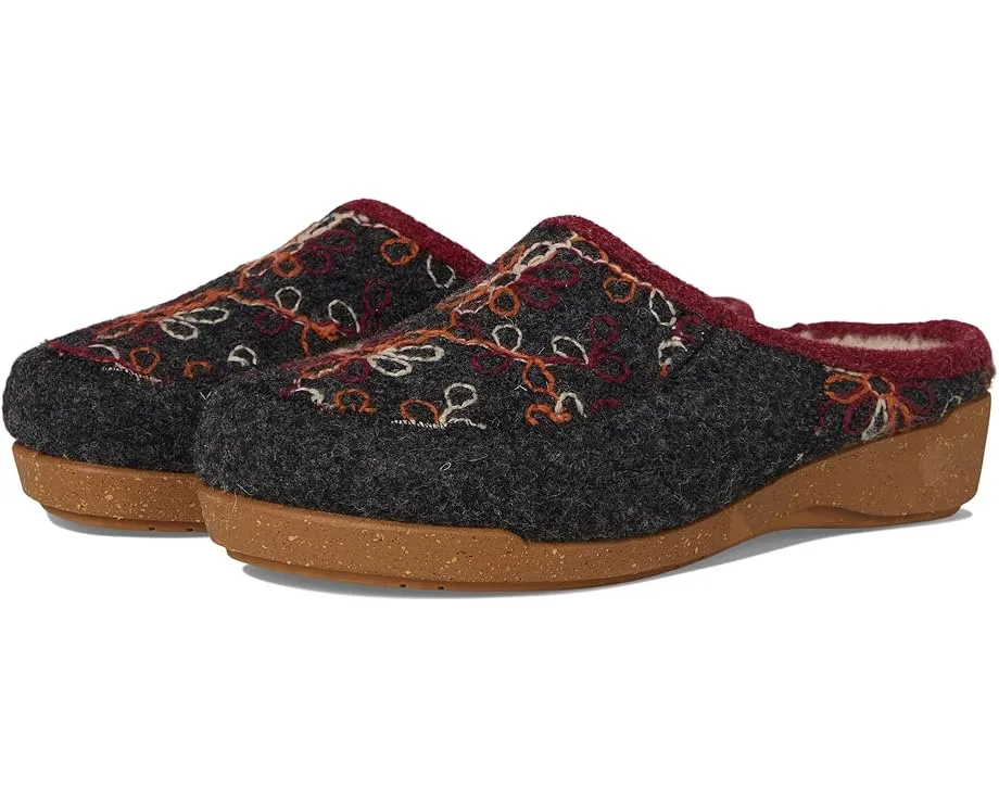 Тапочки Woolflower с ручной вышивкой и меховой подкладкой от Taos Footwear