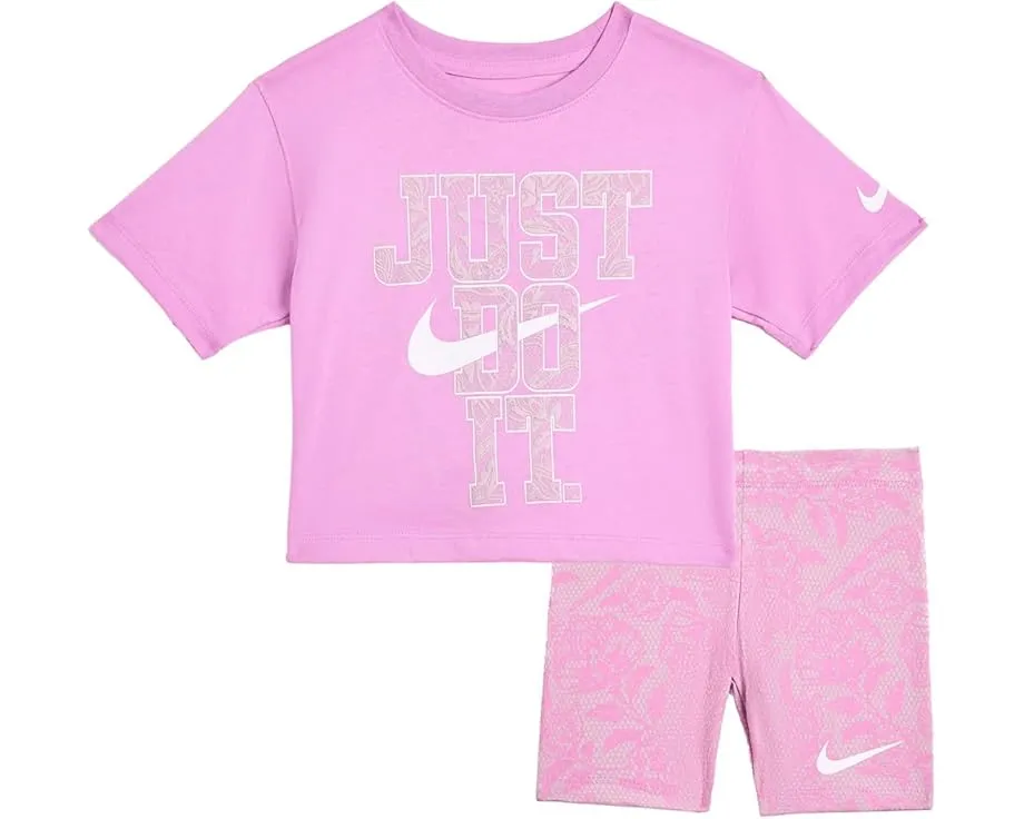 Велосипедные шорты Lace It Up с топом от Nike для малышей