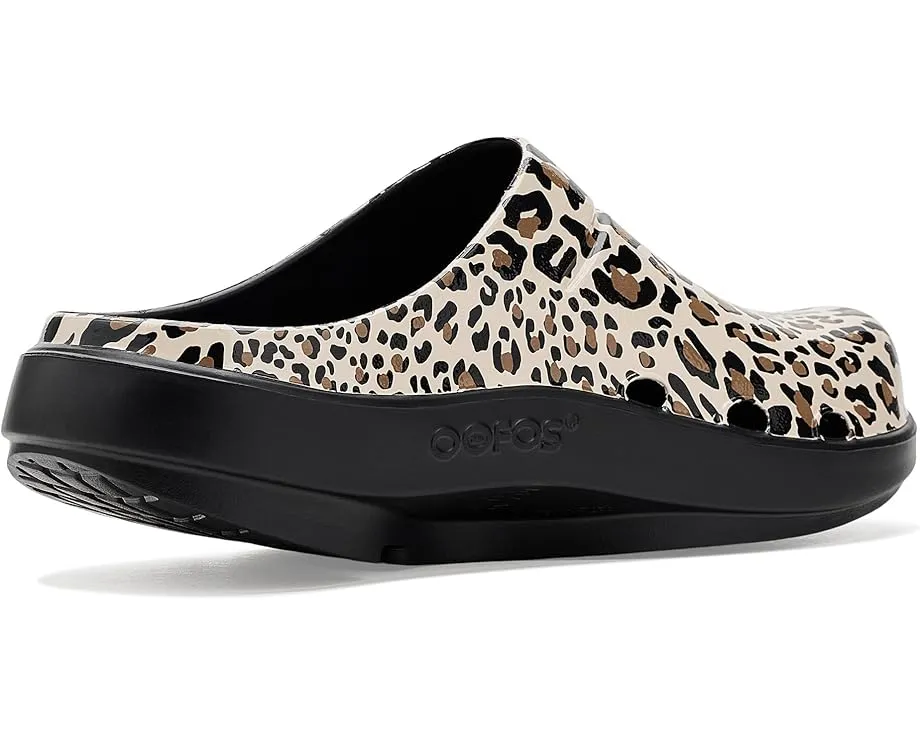 Сандалии OOFOS Oocloog Limited с технологией восстановления OOfoam