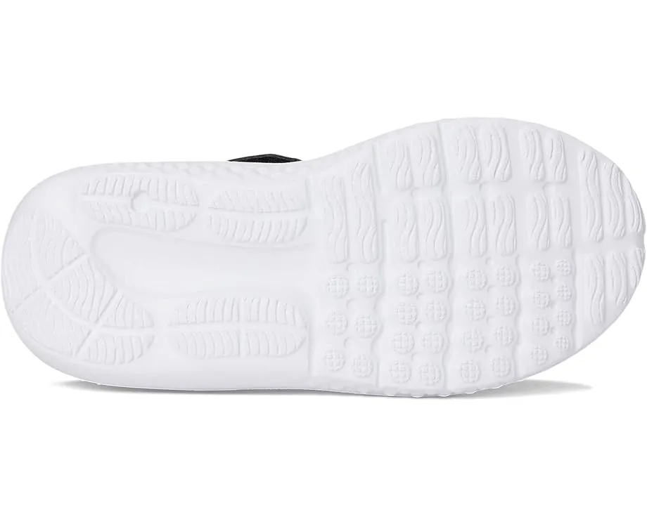 Первые шаги в детских кроссовках Under Armour Infant Surge 4 на липучке