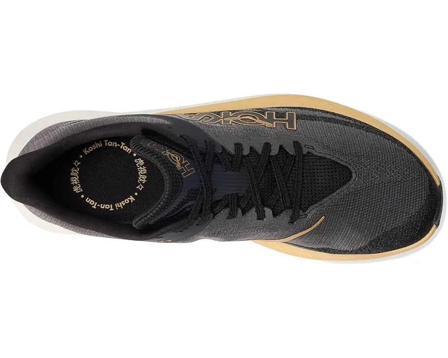 Карбоновые кроссовки Hoka Rocket X 3 для достижения личного рекорда