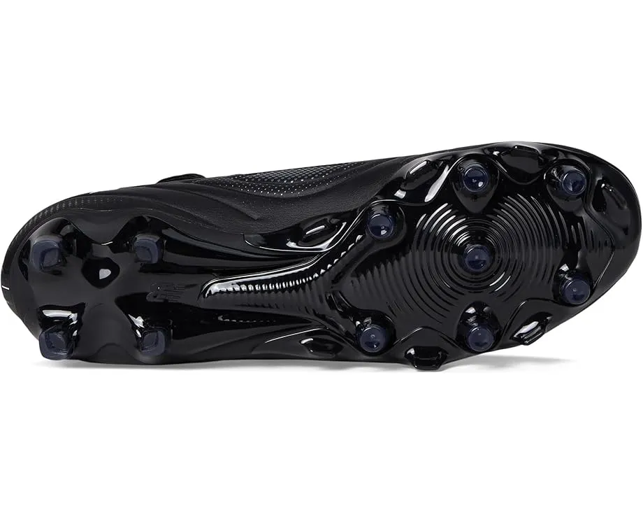 Футбольные бутсы New Balance Tekela Team Low Laced FG V5 для контроля и точности