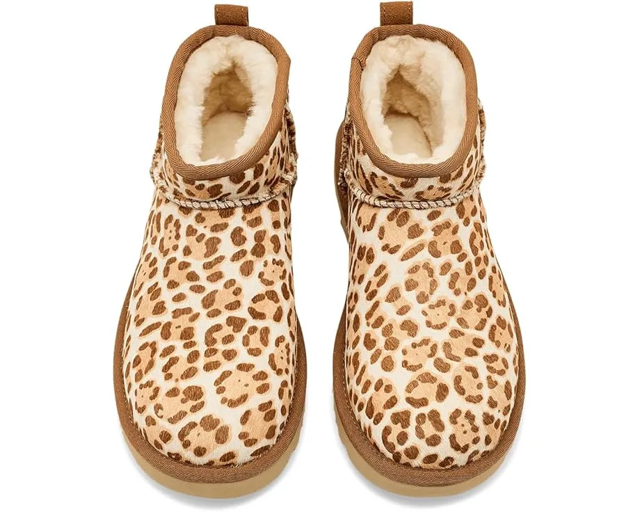Угги UGG Classic Ultra Mini Plains с принтом леопарда и низким голенищем