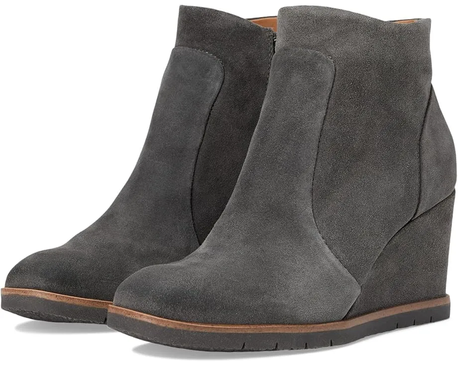 Ботинки Sofft Maguire с высоким клиновидным каблуком и водонепроницаемой кожей