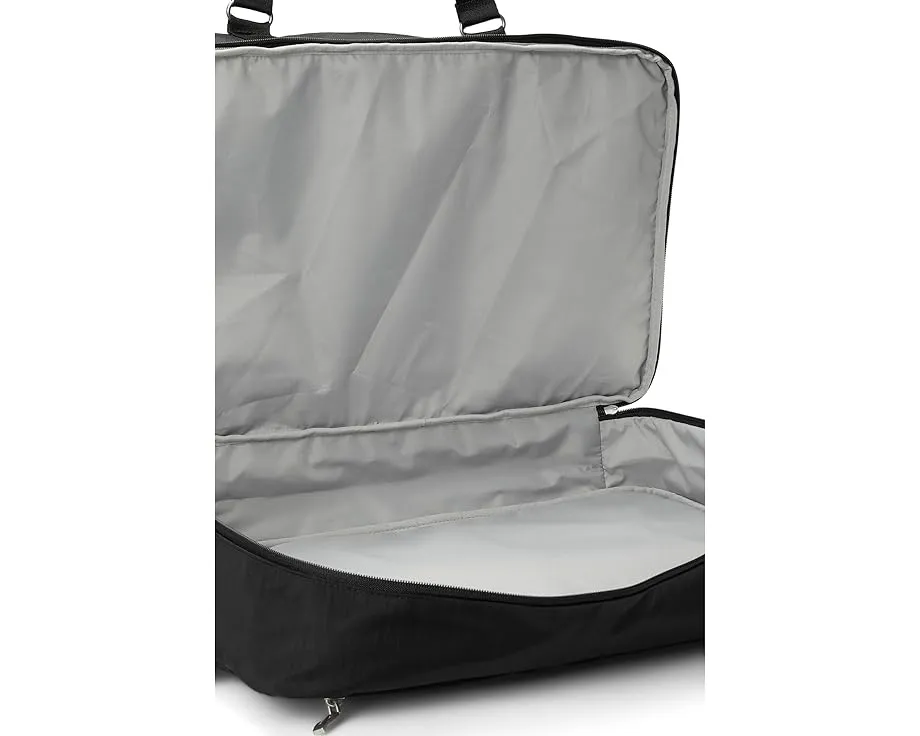 Трансформируемая дорожная сумка Baggallini с тремя отделениями