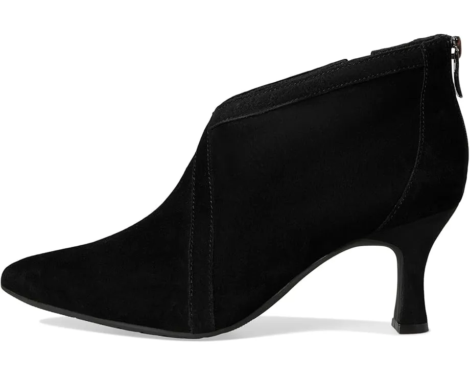 Туфли Clarks Kataleyna Sol на котячьем каблуке с острым носком