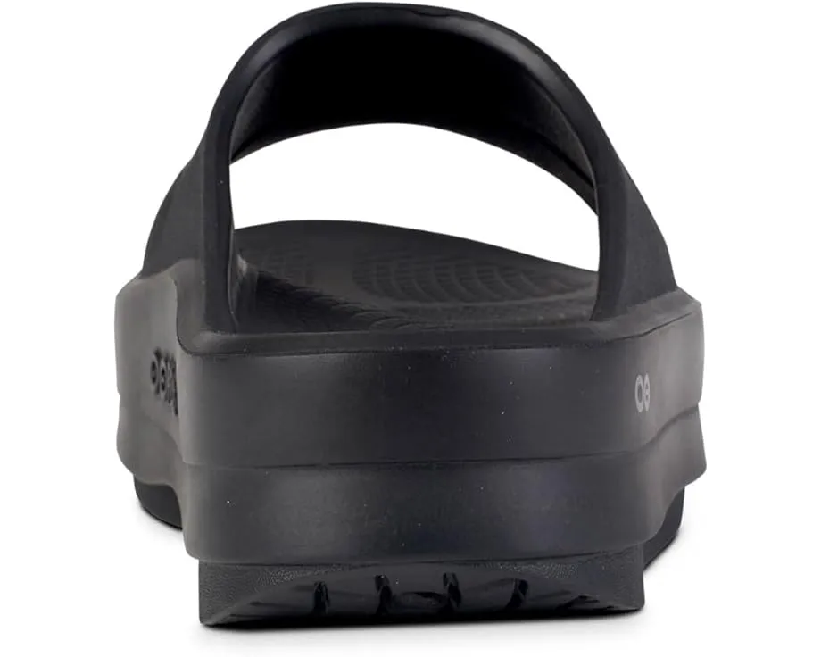 Сланцы OOFOS OOmega OOahh Slide с технологией OOfoam