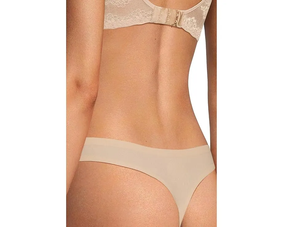 Стринги Chantelle Soft Stretch с низкой посадкой для невидимого ношения