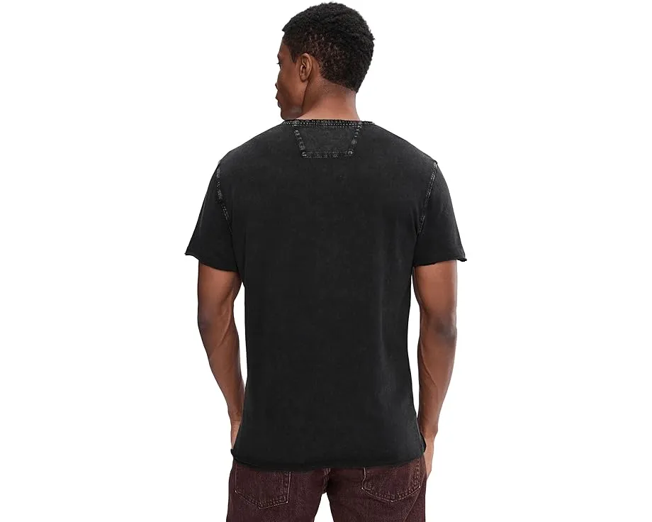 Футболка John Varvatos Skull Tiles Graphic с принтом черепа и круглым вырезом