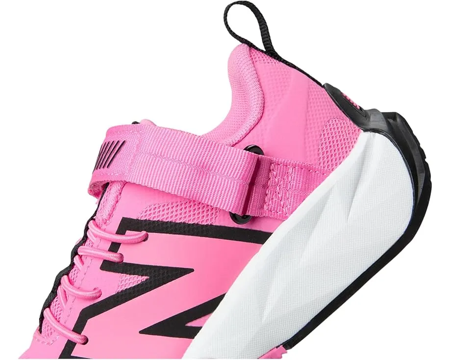 Детская обувь New Balance Fuelcell Play v1 на липучке с защитой носка и FuelCell пеной
