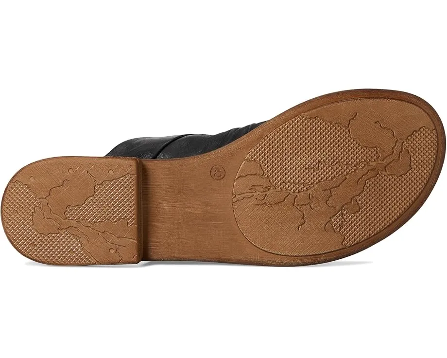 Сандалии Jaleel с открытым мысом и плиссированным верхом Spring Step