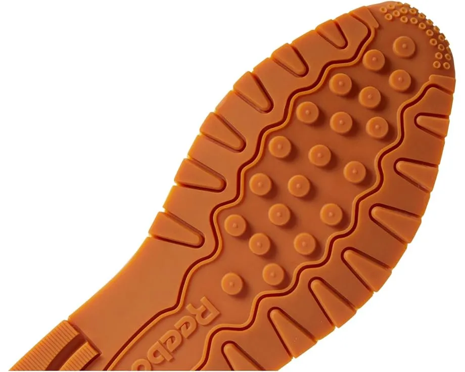 Кроссовки Reebok Lifestyle Classic Leather из кожи с резиновой подошвой