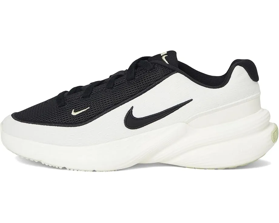 Повседневные кроссовки Nike Uplift SC с дышащим верхом