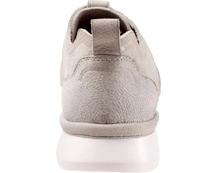 Кроссовки SoftWalk Stella из кожи с перфорацией