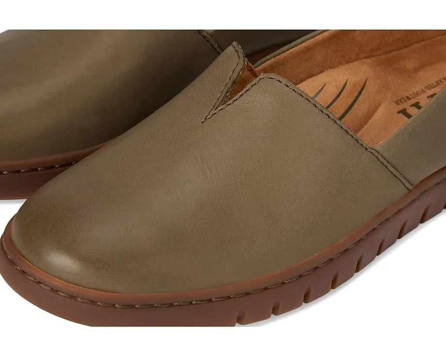 Ботинки Born Sebra II с эластичными вставками и подошвой для сцепления