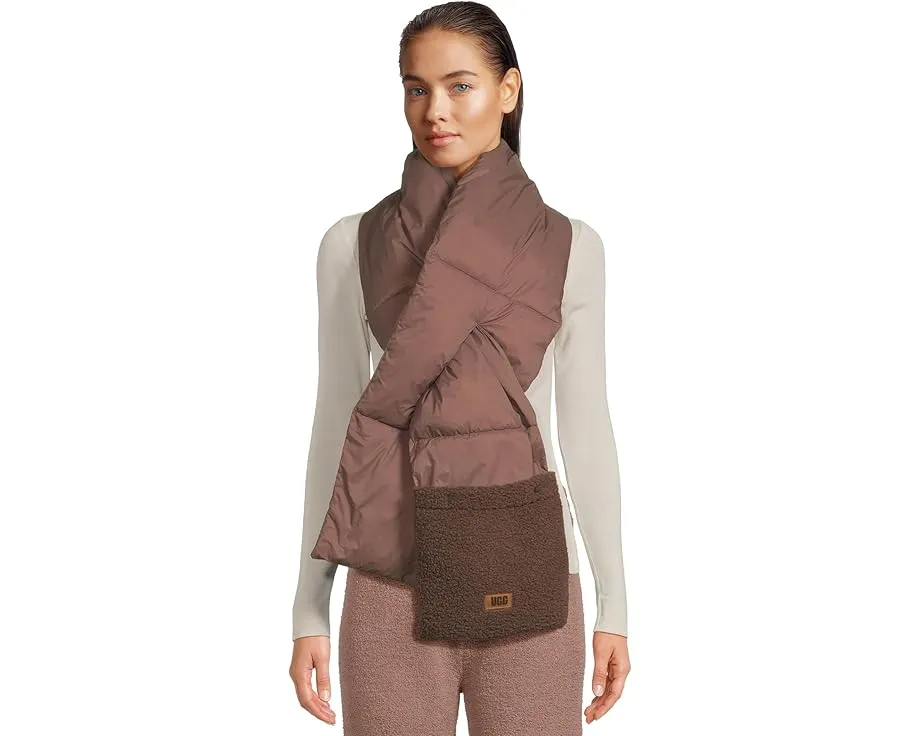 Шарф UGG All Weather Fluff Packable с водоотталкивающей пропиткой и отверстием для стилизации