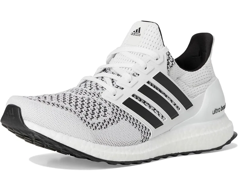 Беговые кроссовки Adidas Ultraboost 1.0 с технологией BOOST