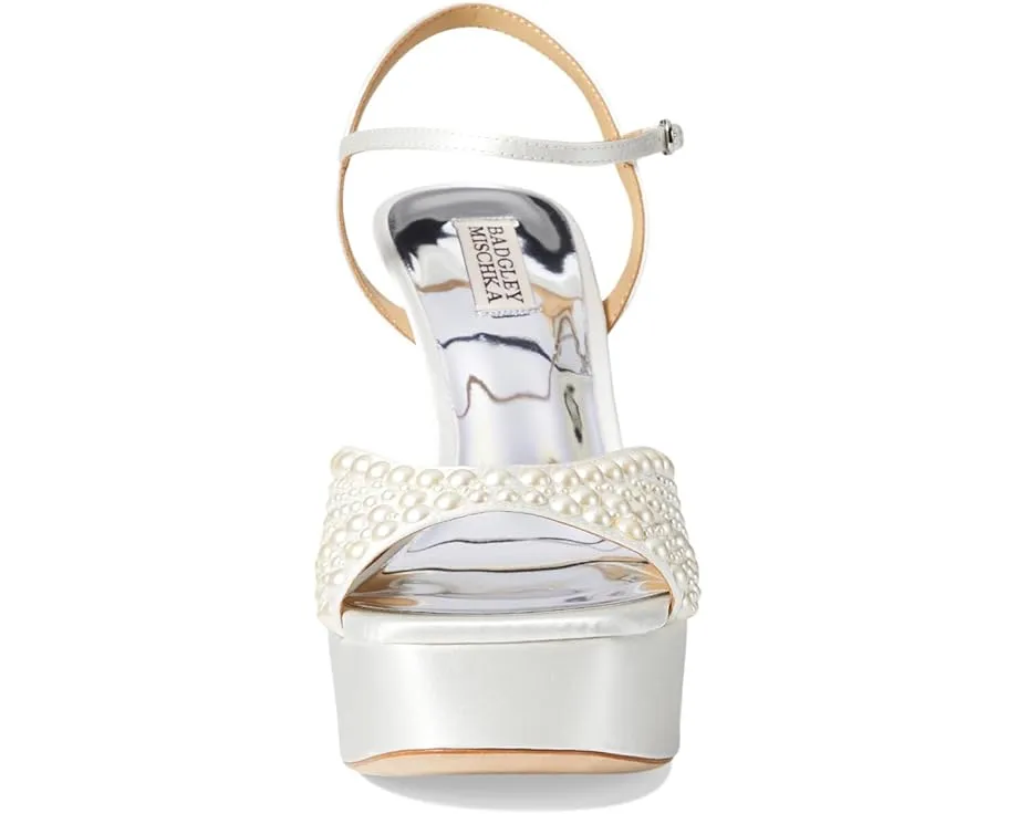 Босоножки Badgley Mischka Bryleigh на платформе с жемчужным декором