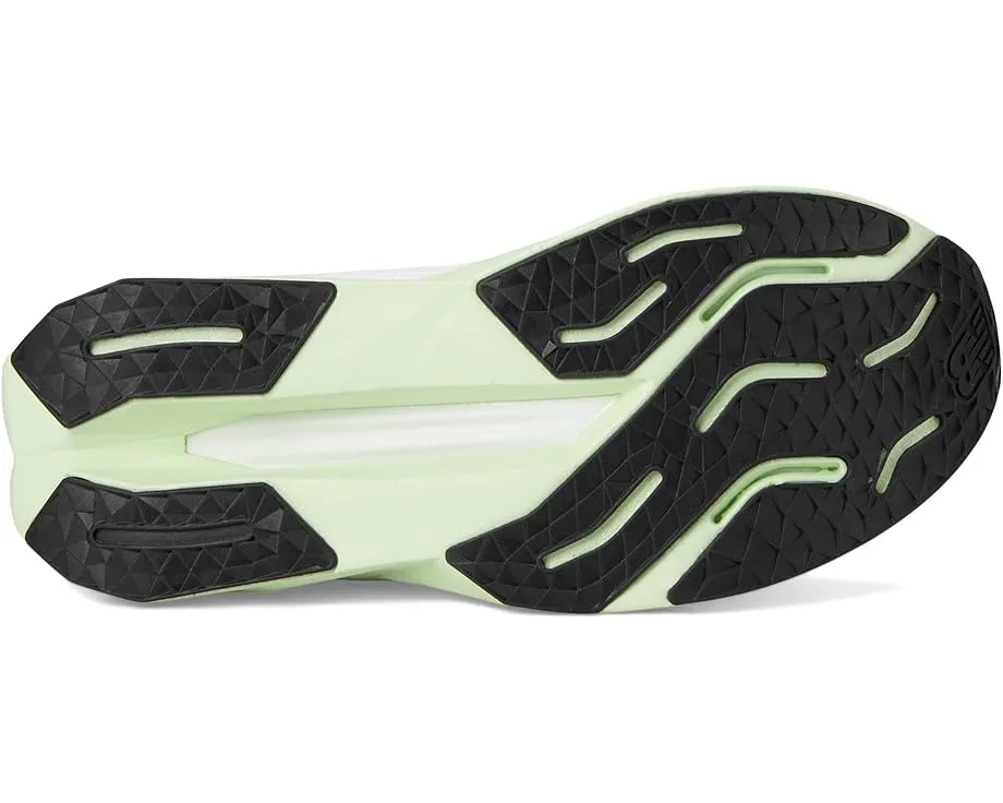 Беговые кроссовки New Balance FuelCell Propel v5 с пеной FuelCell