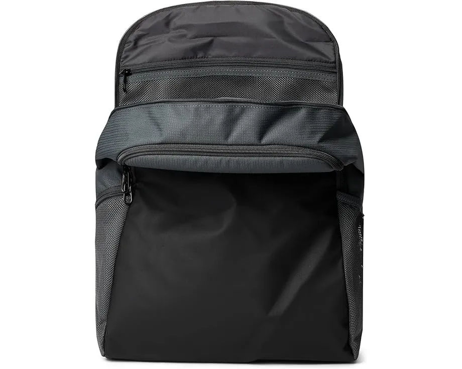 Спортивный рюкзак Nike Brasilia 9.5 на 30 литров с вентилируемым карманом