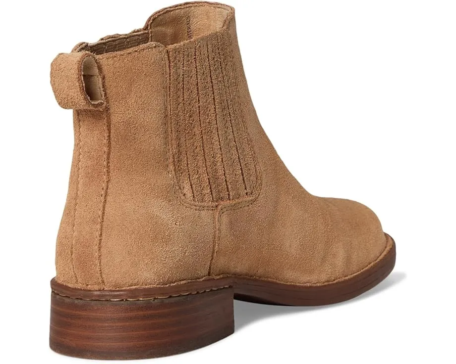 Ботинки Chelsea Born Cici с миндалевидным носком и подошвой для сцепления