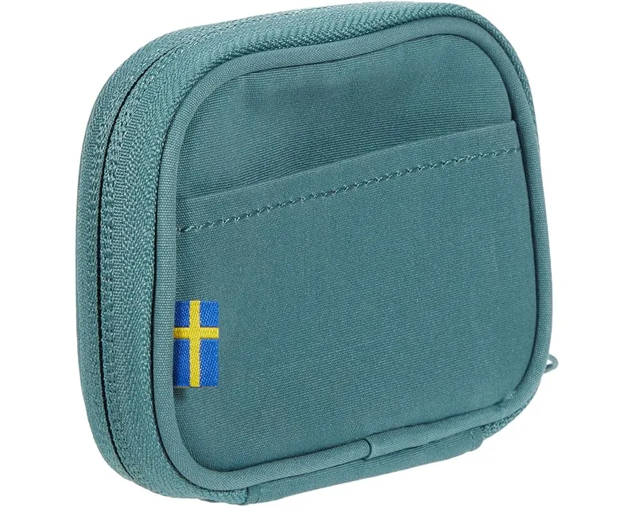 Кошелек для карт Kanken Card Wallet от Fjällräven с отделением для монет