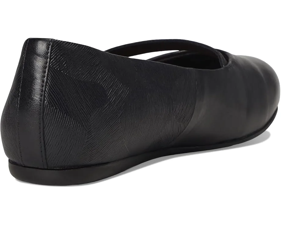 Балетки SoftWalk Syracuse Mary Jane из кожи на липучке со съемной стелькой