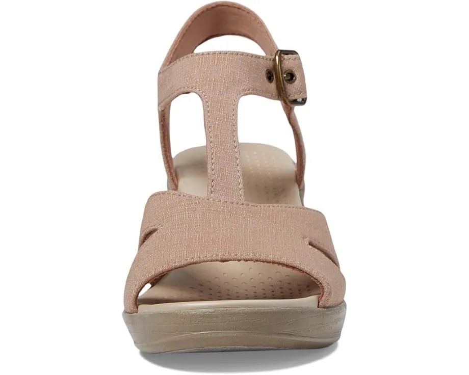 Босоножки Bzees Everly Strappy на блочном каблуке с технологией Cloud