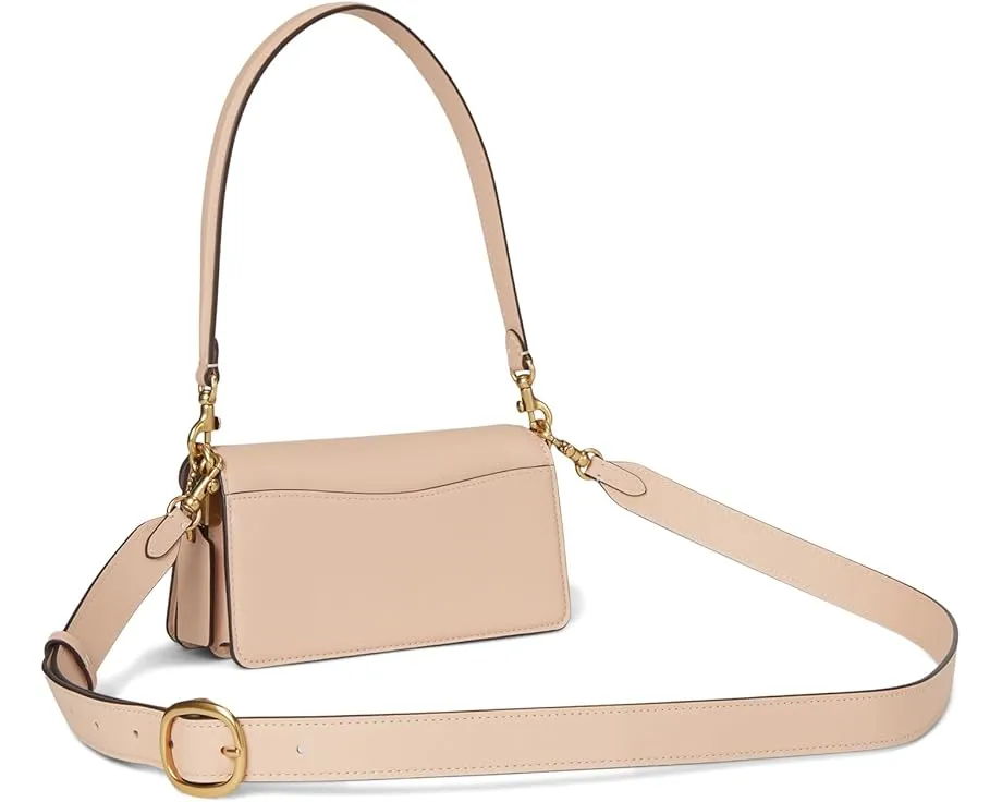 Сумка через плечо Tabby 20 из телячьей кожи с фирменным полотном от COACH