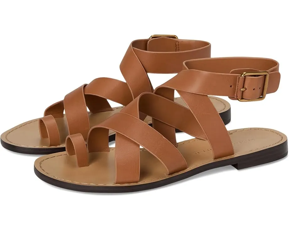 Сандалии Marc Fisher LTD Lollie с кольцом на пальце и регулируемой лямкой