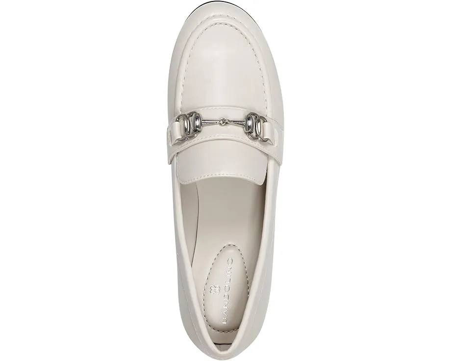 Лоферы Bandolino Laly с цепочкой на союзке и квадратным каблуком