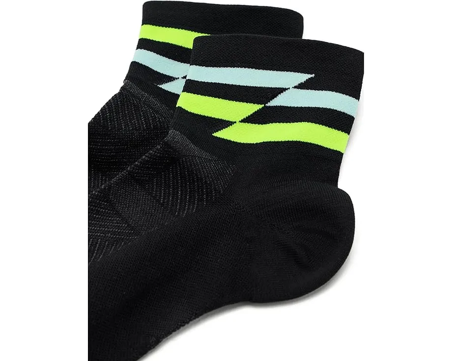 Носки Feetures Elite Ultra Light Quarter с компрессией и влагоотведением