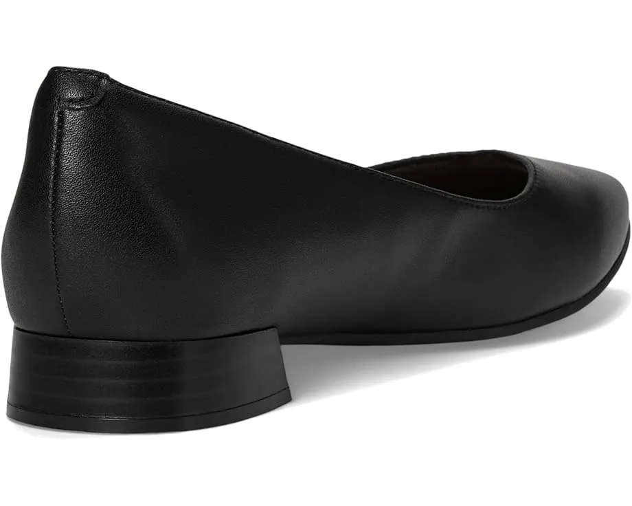 Сандалии Clarks Natalyn Wish с острым носком на низком квадратном каблуке