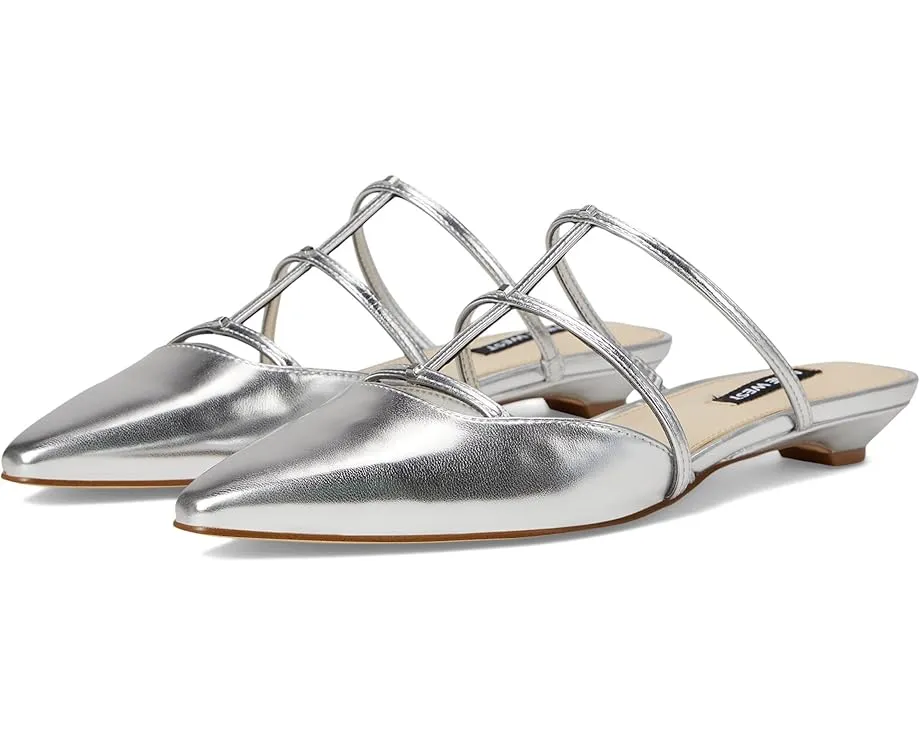 Лодочки Nine West Paoly с заостренным носком и съемной стелькой