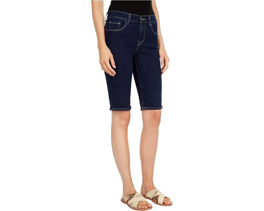 Шорты Bermuda классической длины с пятью карманами от Levi's Womens