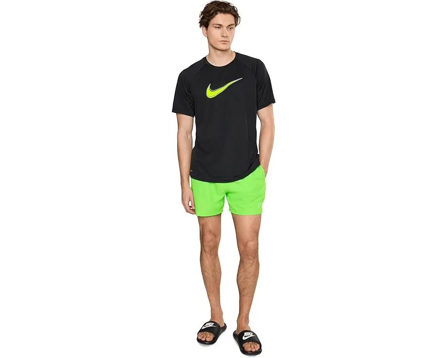 Футболка Nike Hydroguard Outline Swoosh Dri-FIT UV с защитой UPF 40+ и коротким рукавом
