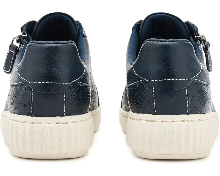 Ботинки Caroline Rio от Clarks с лазерной перфорацией и боковой молнией