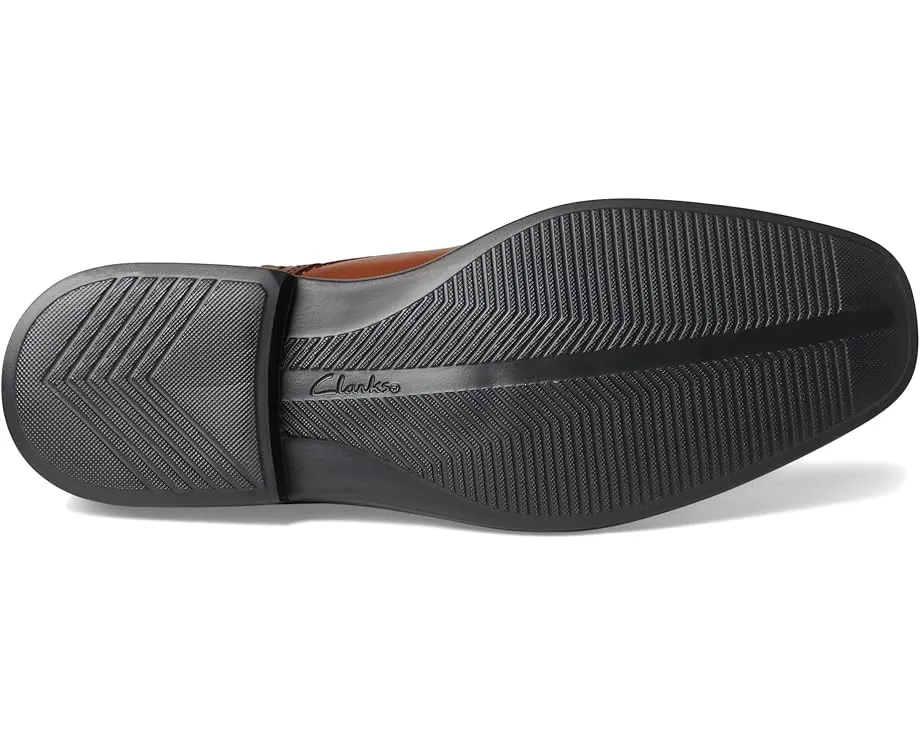 Туфли Clarks DressLite Step без шнуровки с эластичными вставками