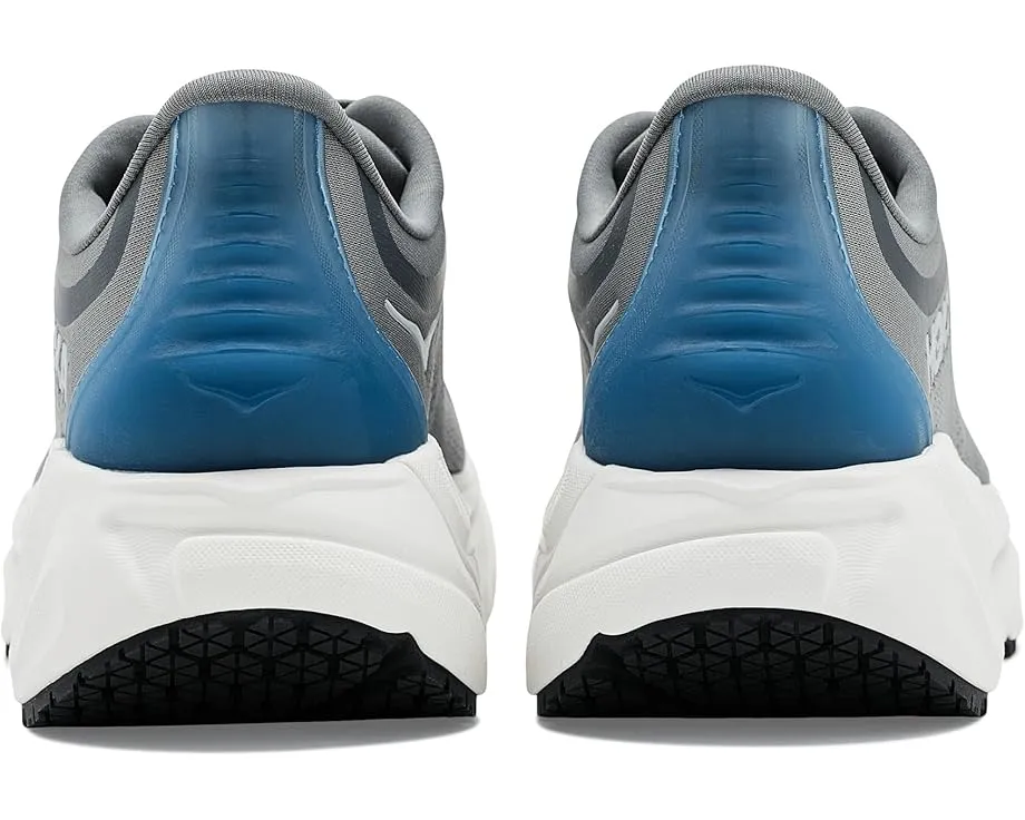 Противоскользящие кроссовки Hoka Arahi Slip Resistant с водозащитным покрытием
