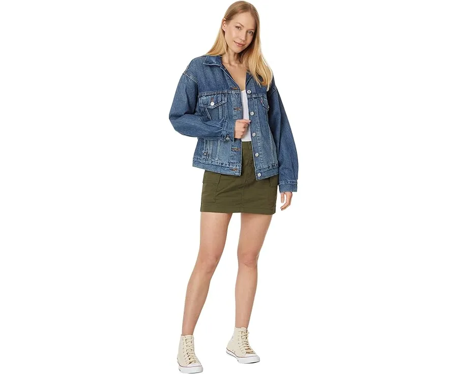 Джинсовая куртка Levi's 90s Trucker с потертостями и накладными карманами