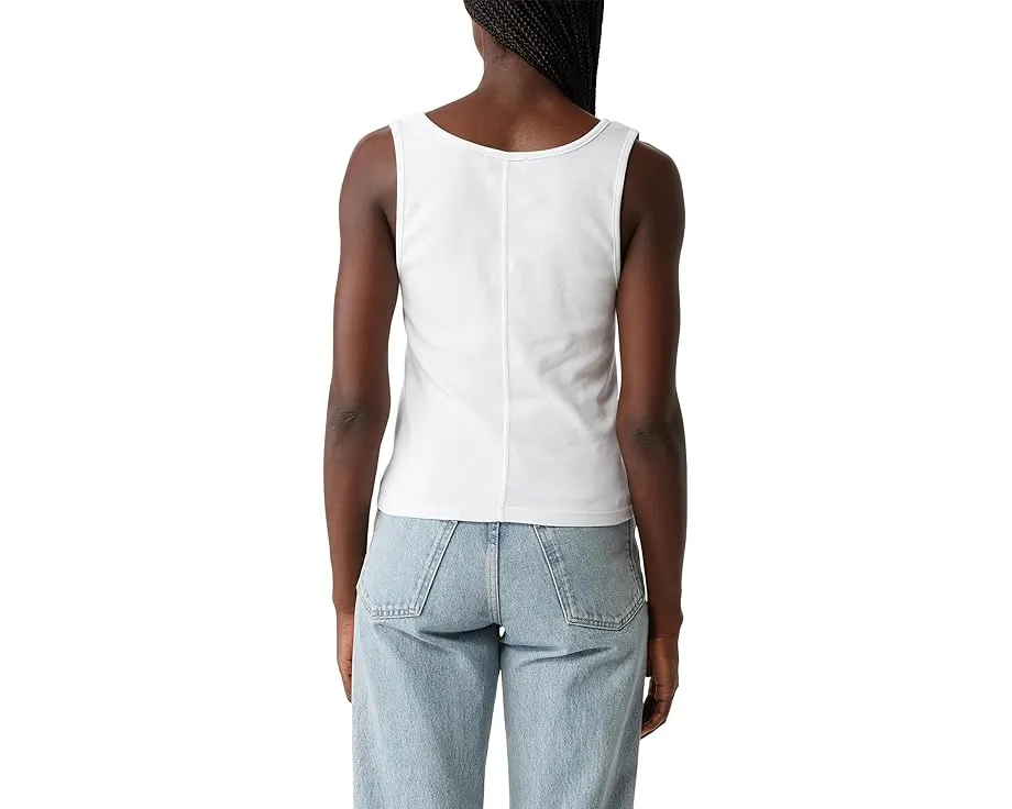 Топ-майка Michael Stars Sloan с глубоким V-вырезом и низким кроем