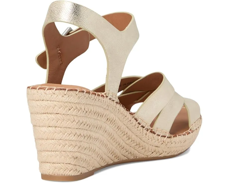 Сандалии Gentle Souls Caspian на танкетке с застежкой на пряжке